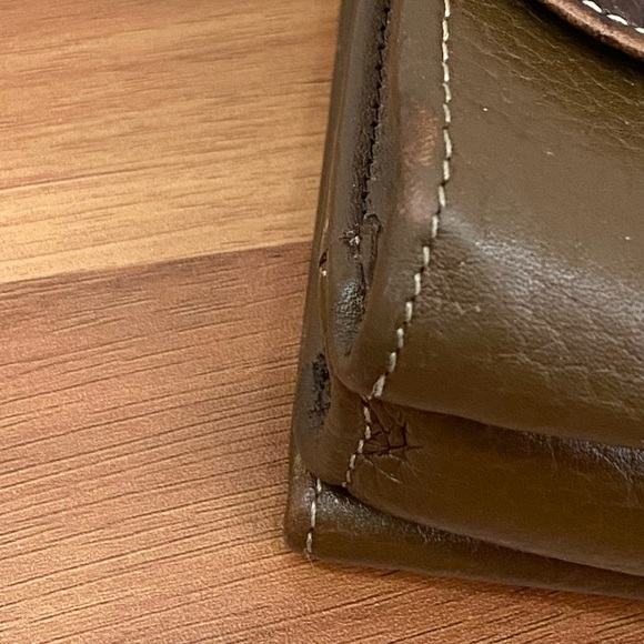 Vintage BRIGHTON Brown Olive Croc Embossed Leather Multifunction Crossbody Bag - Picture 12 of 16